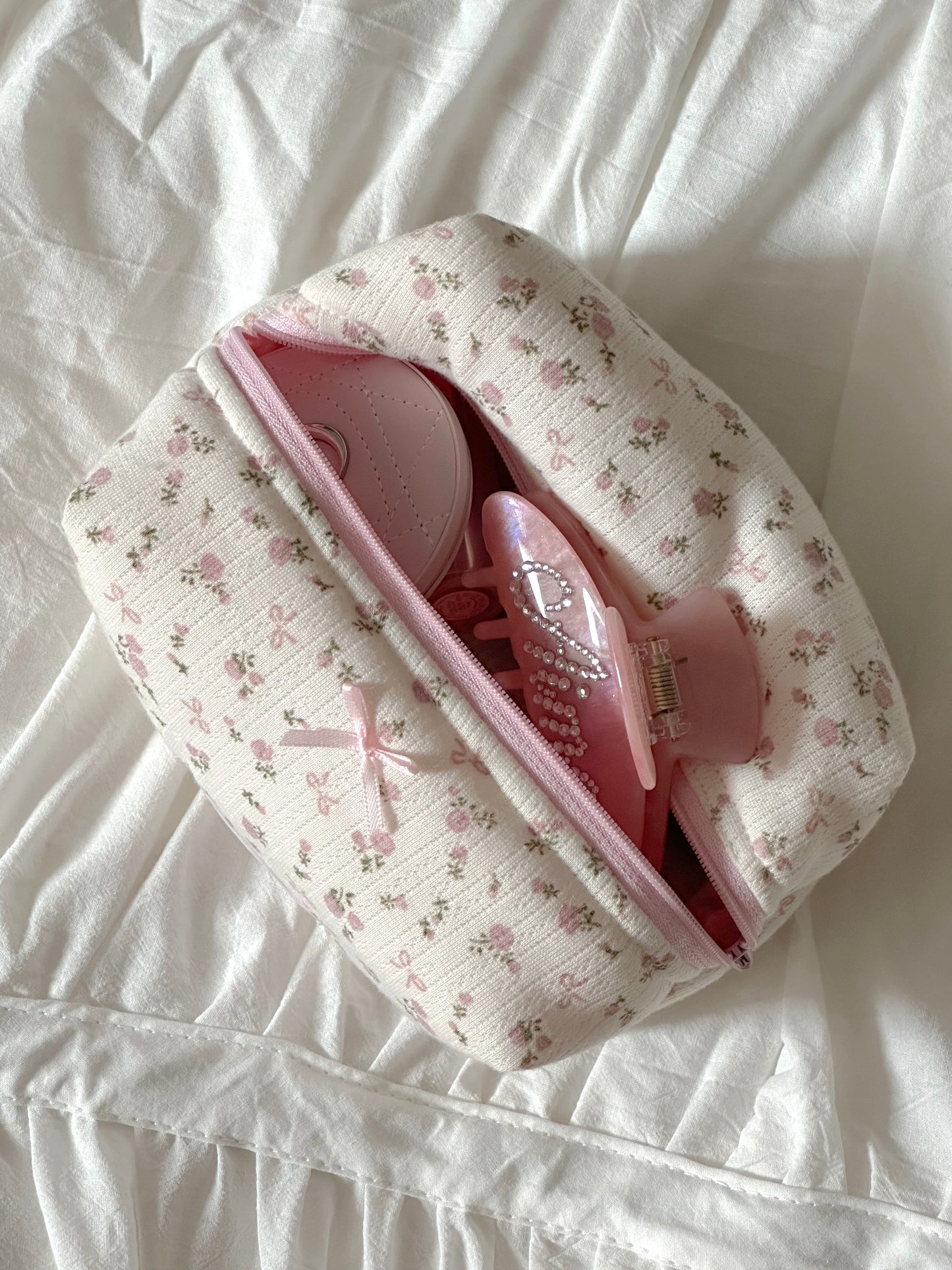 Ribbon Rose Beauty Bag